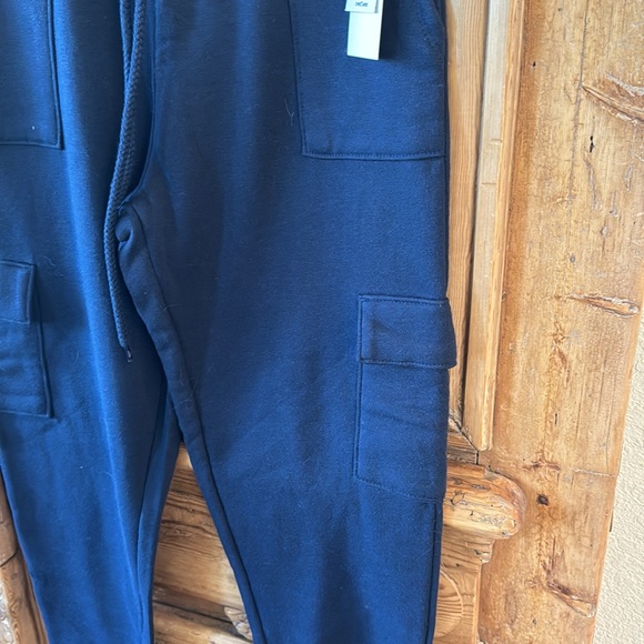 NWT Navy High Rise Cargo Jogger Sweatpants Pants - Picture 6 of 8